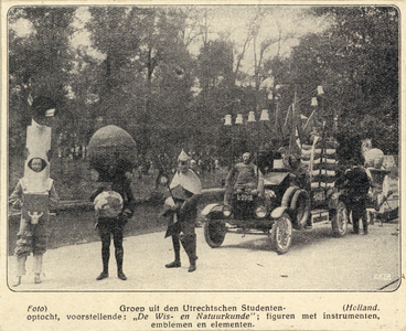 99844 Afbeelding van de groep van de Faculteit der Wis- en Natuurkunde in de gekostumeerde optocht de Wijsheid en de ...